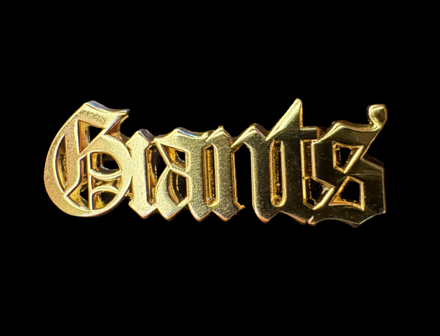 SF Giants Old English Pin