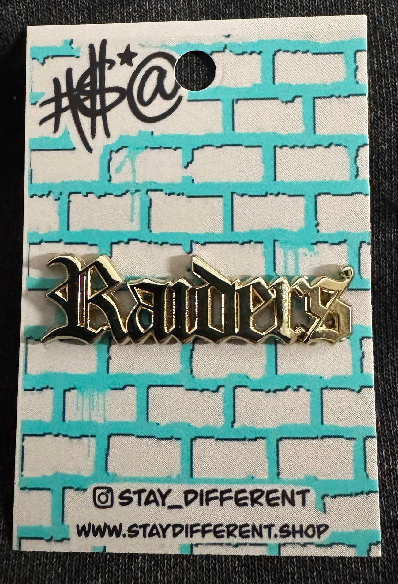 Raiders Pin